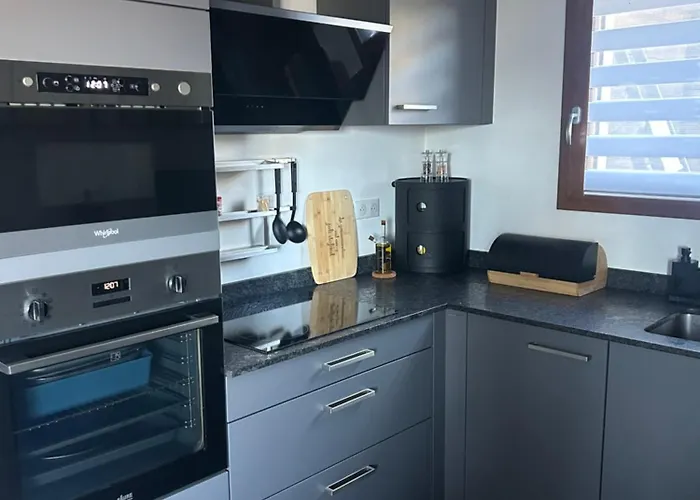 Villa Avec Piscine Et Vue Sur La Baie D'ajaccio