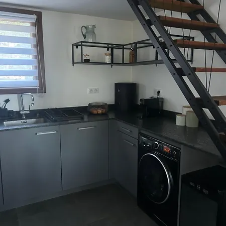 Avec Piscine Et Vue Sur La Baie D'ajaccio * Ajaccio (Corsica)