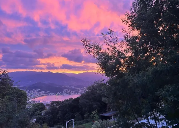 Villa Avec Piscine Et Vue Sur La Baie D'ajaccio Ajaccio (Corsica)